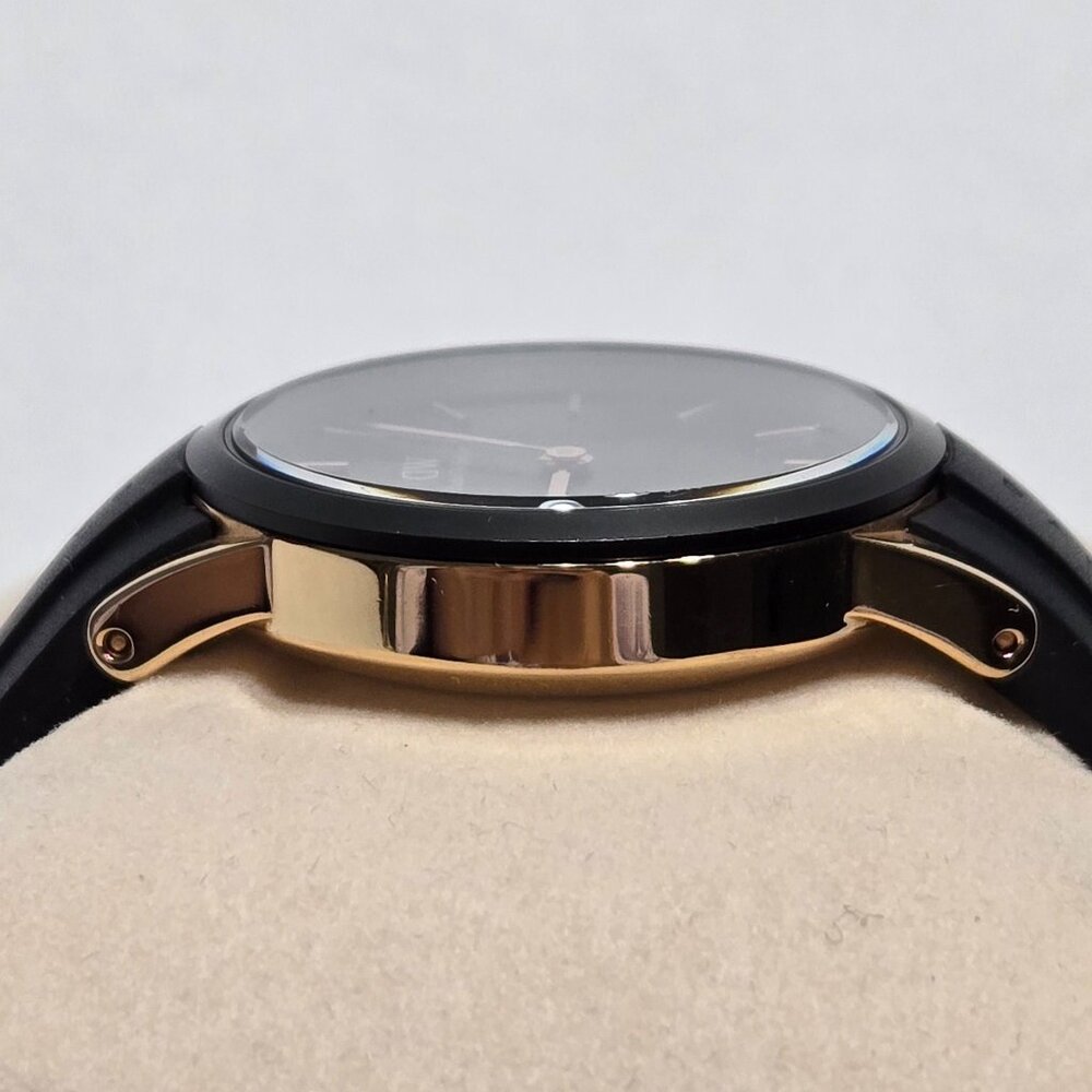 DANIEL WELLINGTON Iconic Motion 32 mm Watch Rose Gold Rubber Strap - Picture 13 of 16